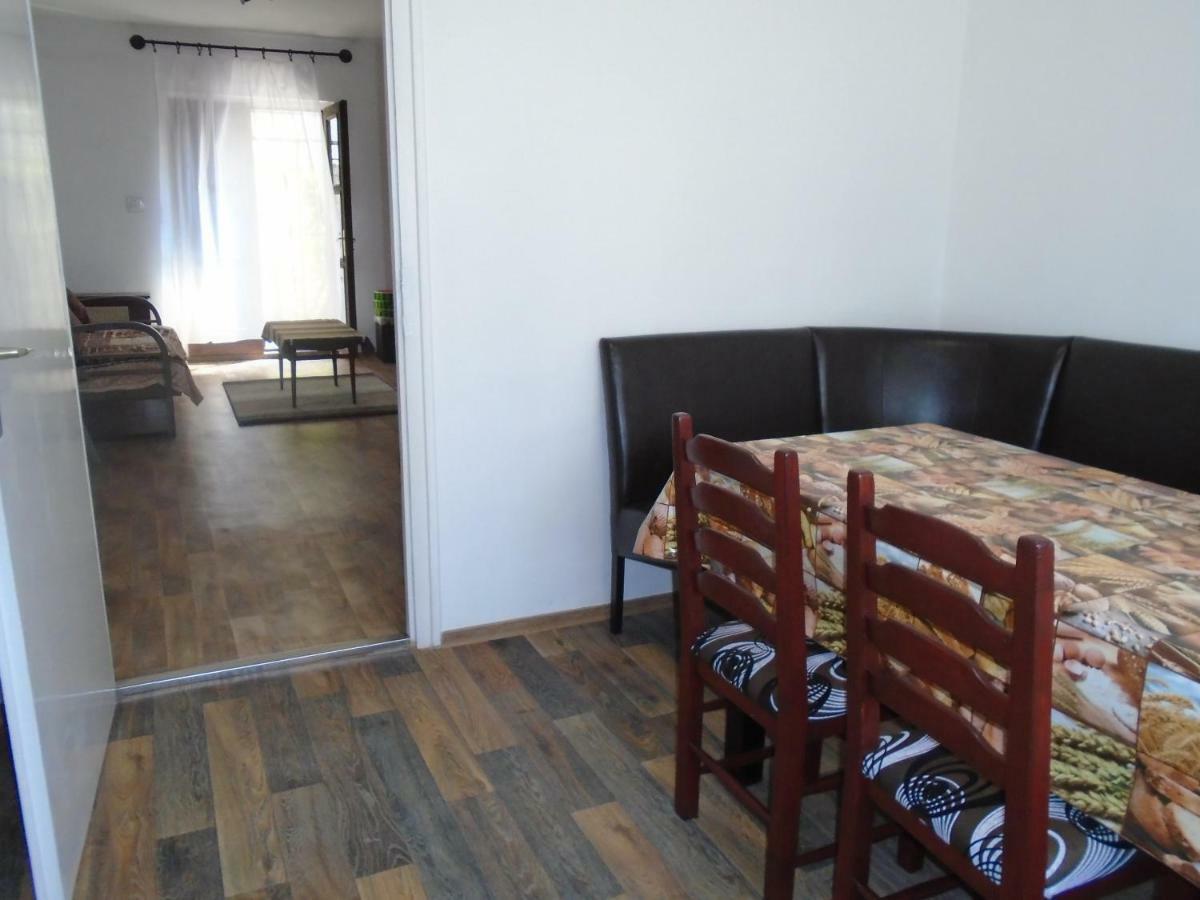 Privat Szallas Miskolctapolca Hotel Стая снимка